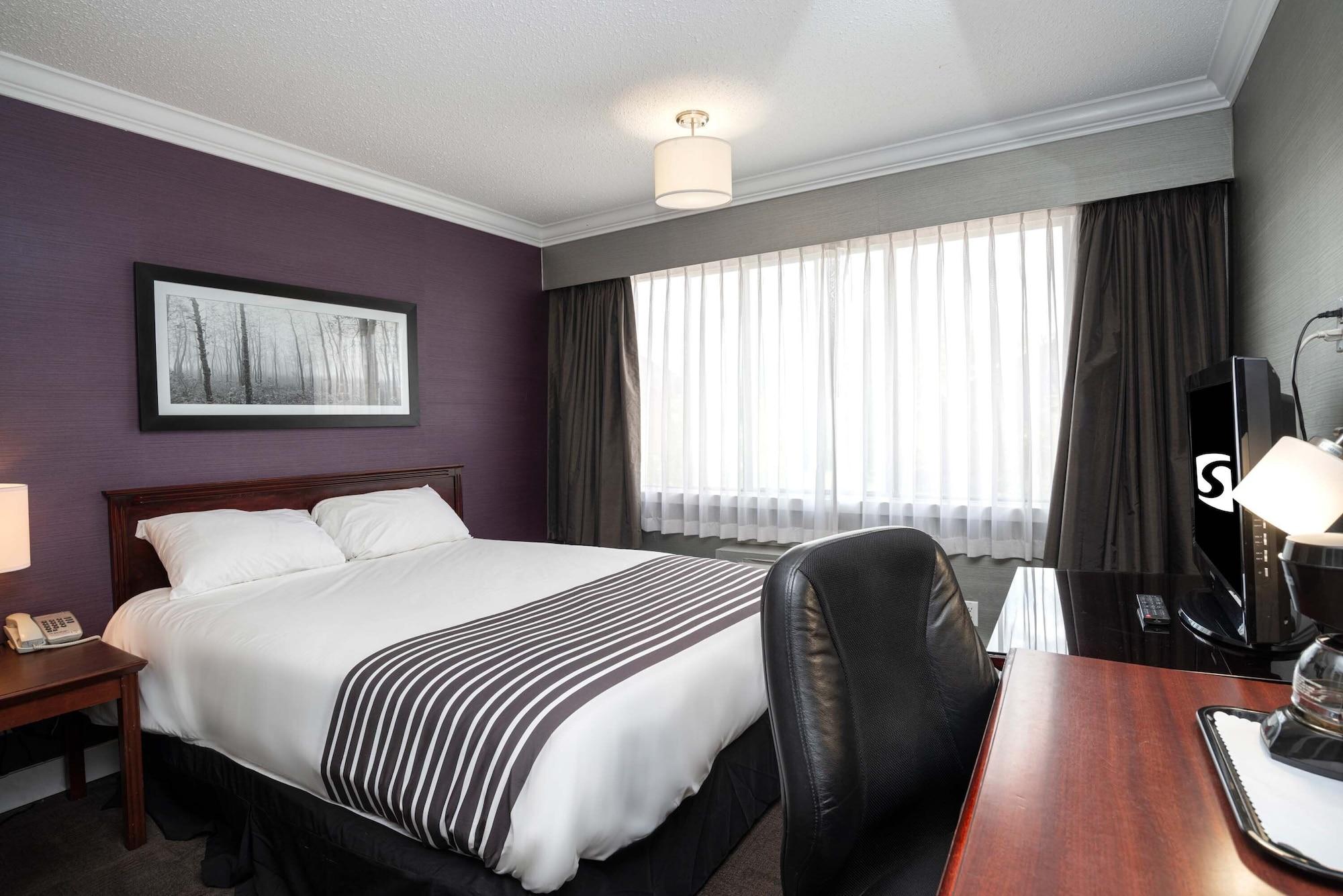 แซนด์แมน โฮเต็ล แอนด์ สวีท วิลเลียมส์เลก Hotel วิลเลียมส์เลค ภายนอก รูปภาพ