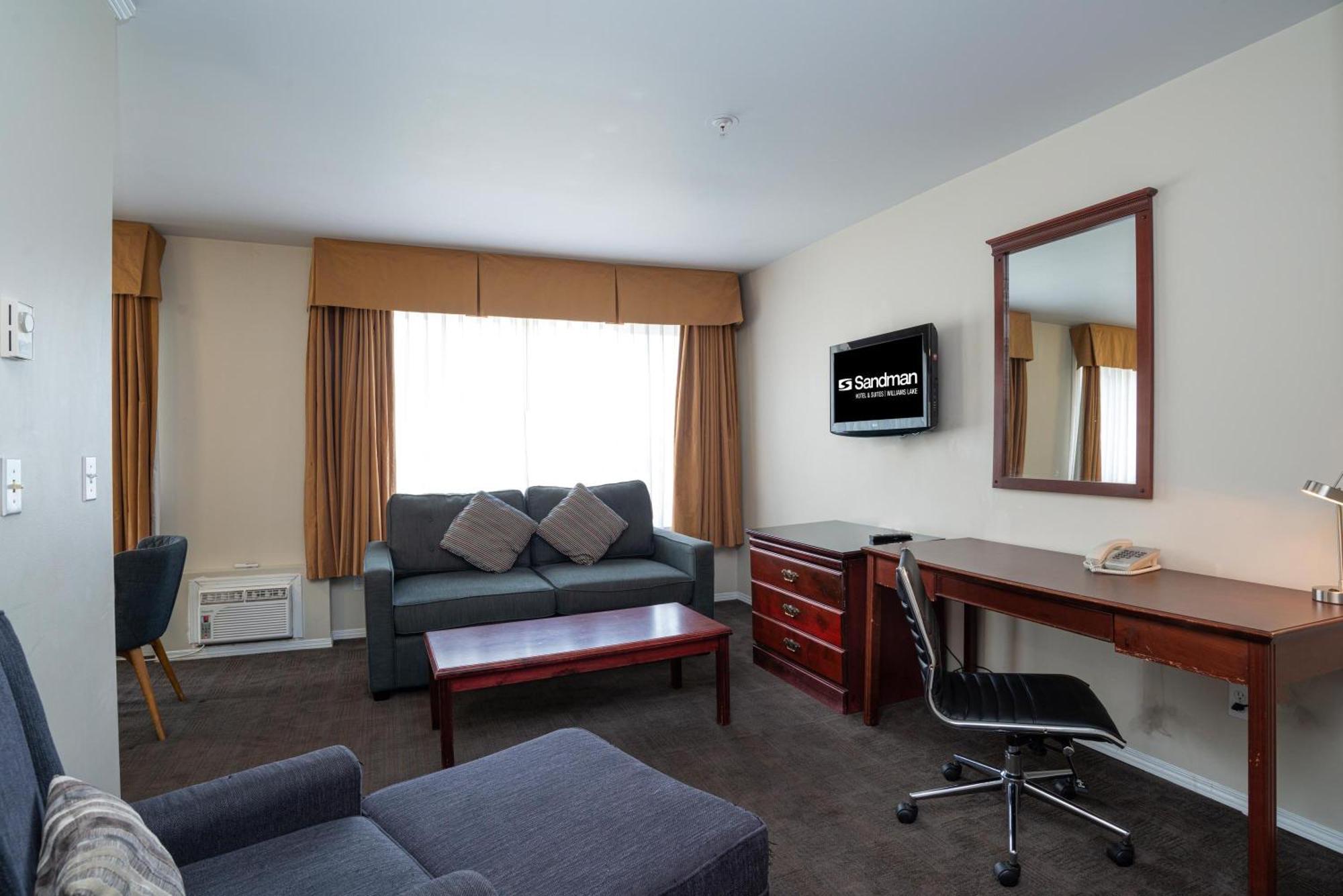 แซนด์แมน โฮเต็ล แอนด์ สวีท วิลเลียมส์เลก Hotel วิลเลียมส์เลค ภายนอก รูปภาพ